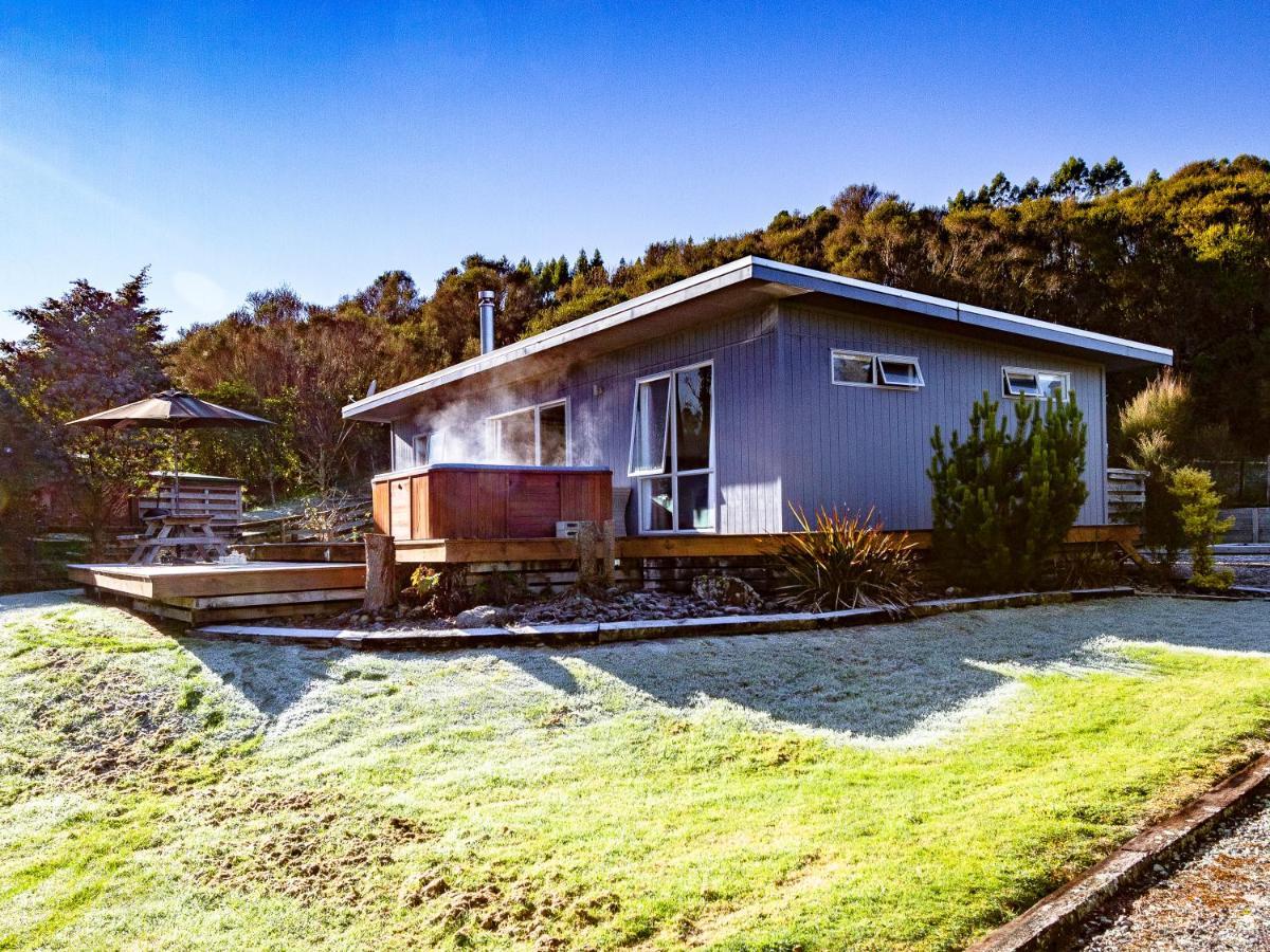 Pikorua - Raurimu Holiday Home ナショナル・パーク エクステリア 写真