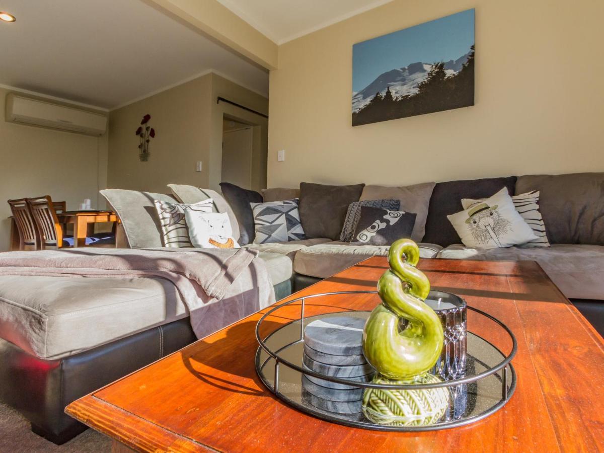 Pikorua - Raurimu Holiday Home ナショナル・パーク エクステリア 写真
